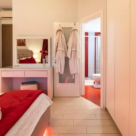Mesogios House Апартаменты