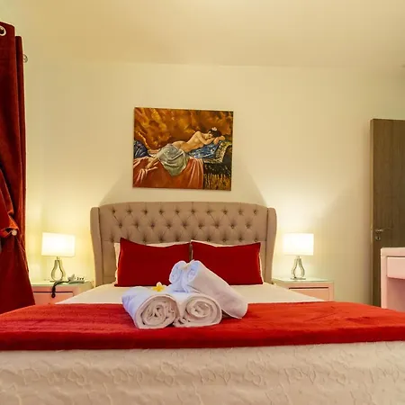 Апартаменты Mesogios House Ларнака