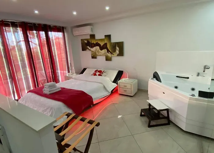 Mesogios House Λάρνακα