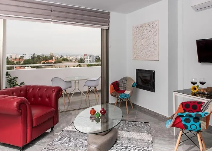 Mesogios House Λάρνακα