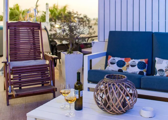 Appartamento Mesogios House *