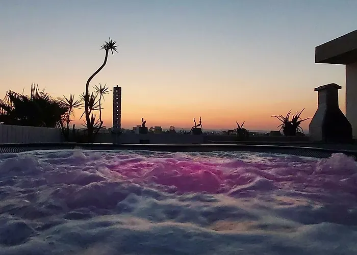 Mesogios House * Larnaca